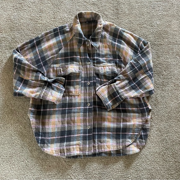 ZARA / BUTTON-UP - Picture 1 of 2